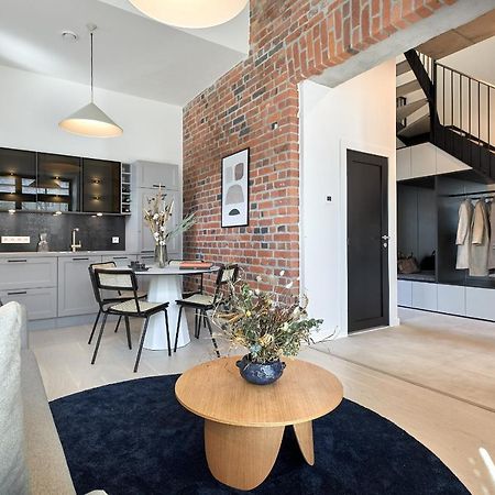 High Ceiling Loft With Its Own Backyard And A Terrace Apartment Талин Екстериор снимка