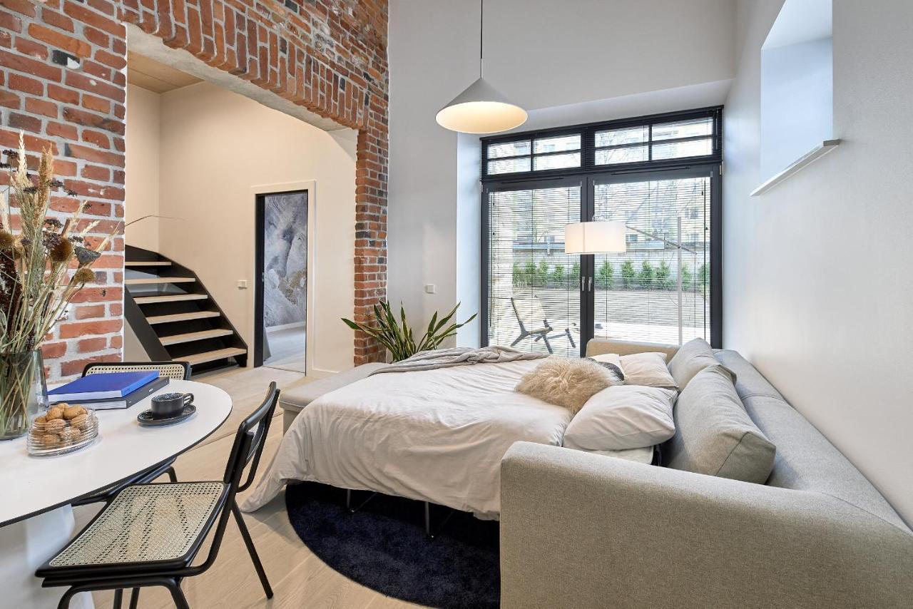 High Ceiling Loft With Its Own Backyard And A Terrace Apartment Талин Екстериор снимка